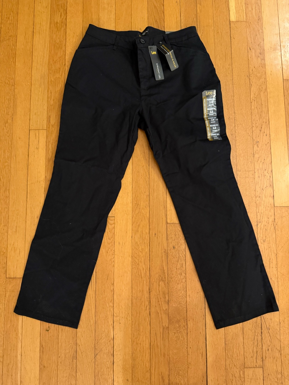 🏴 Lee Black Women’s Straight-Leg Chinos 🏴